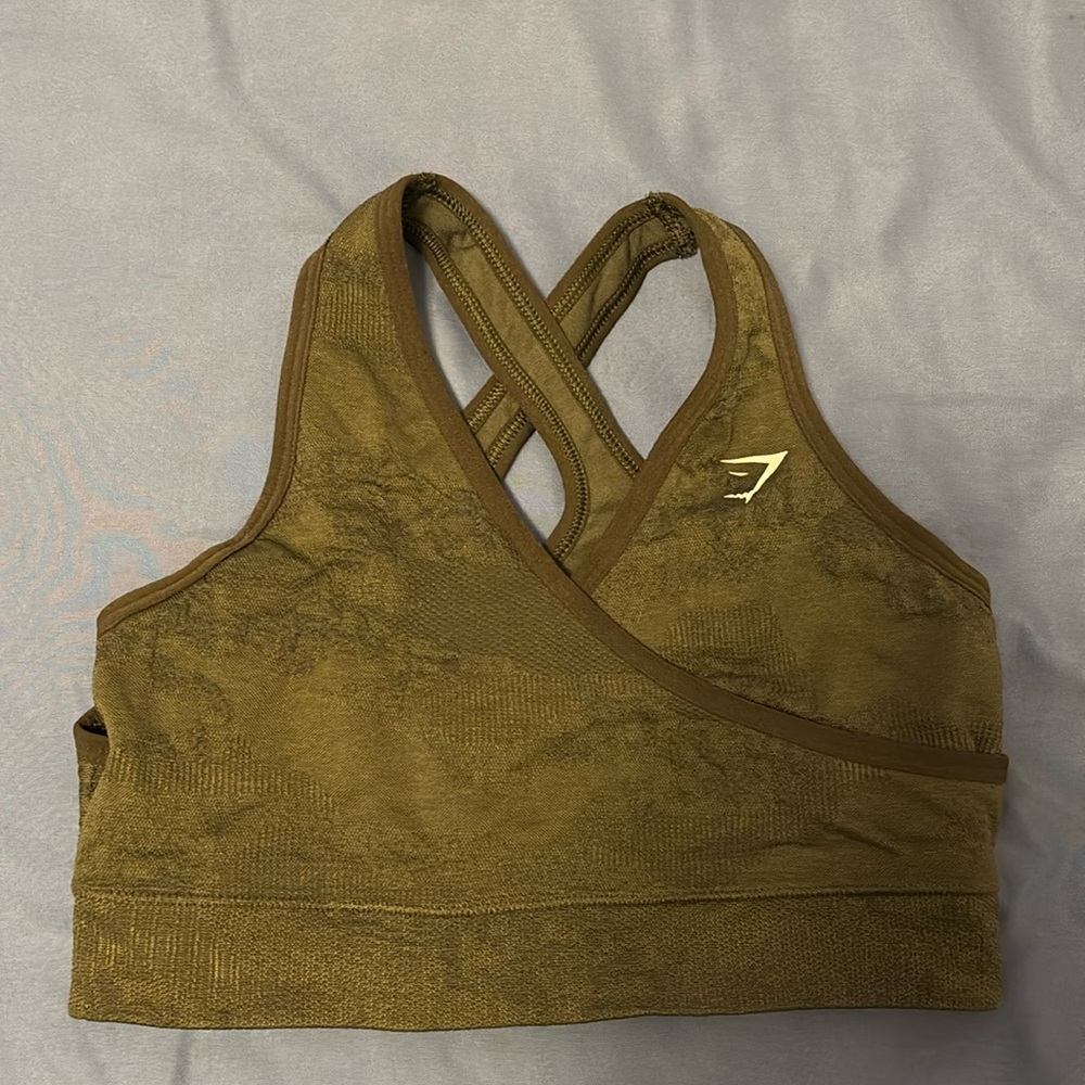 S Gymshark adapt camo sports bra